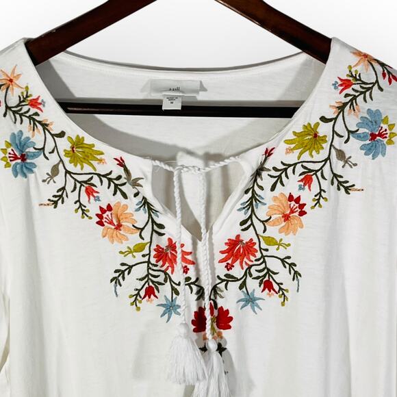 J.Jill Embroidered Floral Peasant Tunic Top White Tassel Tie 3/4 Sleeve Medium - Picture 6 of 13